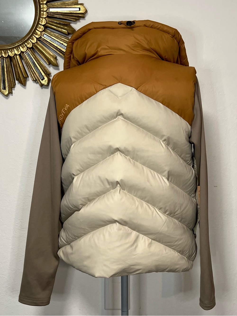 Indyeva Huvila Pullover Puffer Jacket - Picture 7 of 16